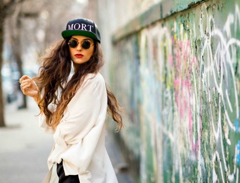 Αξεσουάρ για τα μαλλιά : 11 stylish καπέλα για όλες τις ώρες Αξεσουάρ για τα μαλλιά : 11 stylish καπέλα για όλες τις ώρες