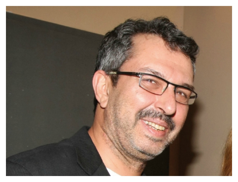 "Έπαιρνα ένα ζευγάρι παπούτσια για όλη τη σεζόν" "Έπαιρνα ένα ζευγάρι παπούτσια για όλη τη σεζόν"