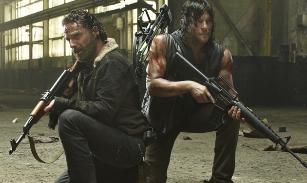 Τα 4 πρώτα λεπτά της 5ης σεζόν του The Walking Dead Τα 4 πρώτα λεπτά της 5ης σεζόν του The Walking Dead
