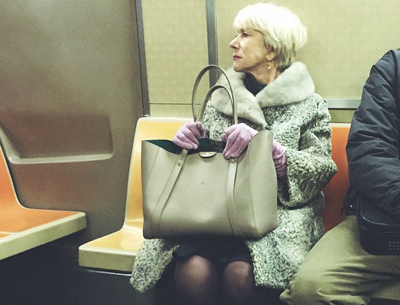 Ποια λιμουζίνα; Ο Tom Hanks, η Helen Mirren και ο Jerry Seinfeld προτιμούν το μετρό Ποια λιμουζίνα; Ο Tom Hanks, η Helen Mirren και ο Jerry Seinfeld προτιμούν το μετρό