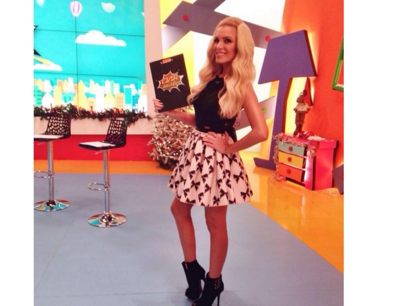 Spotted Now: Φόρεσε και εσύ φόρεμα με full skirts όπως η Κατερίνα Καινούργιου Spotted Now: Φόρεσε και εσύ φόρεμα με full skirts όπως η Κατερίνα Καινούργιου