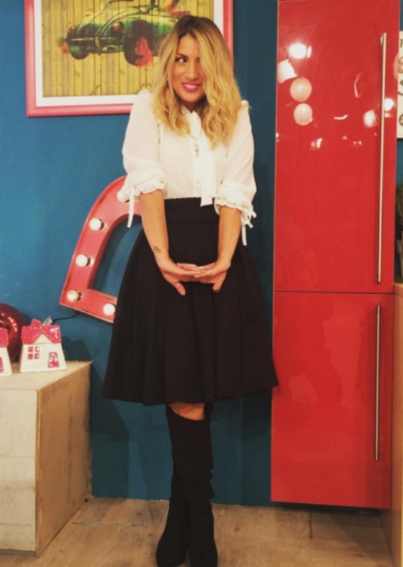 Street style : H Μαρία Ηλιάκη εντυπωσιάζει με το black & white σύνολο Street style : H Μαρία Ηλιάκη εντυπωσιάζει με το black & white σύνολο