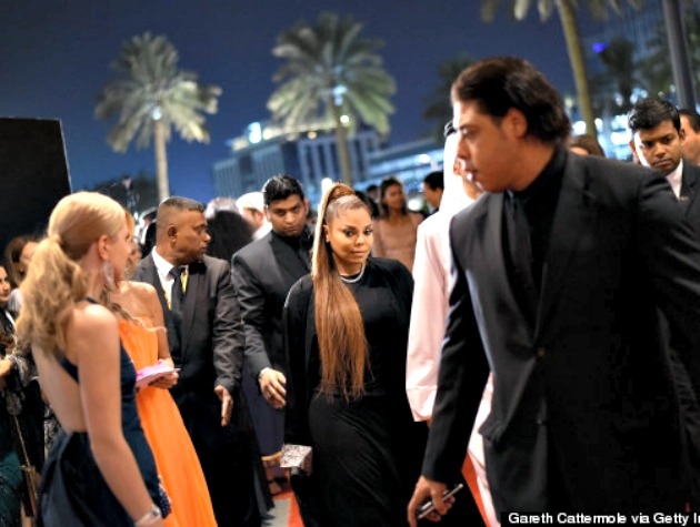 H Janet Jackson στην πρώτη της δημόσια εμφάνιση μετά από ένα χρόνο σε εκδήλωση της Vogue H Janet Jackson στην πρώτη της δημόσια εμφάνιση μετά από ένα χρόνο σε εκδήλωση της Vogue