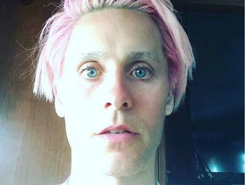 Γιατί Jared Leto, γιατί; Τώρα με νέο τρελό μαλλί Γιατί Jared Leto, γιατί; Τώρα με νέο τρελό μαλλί