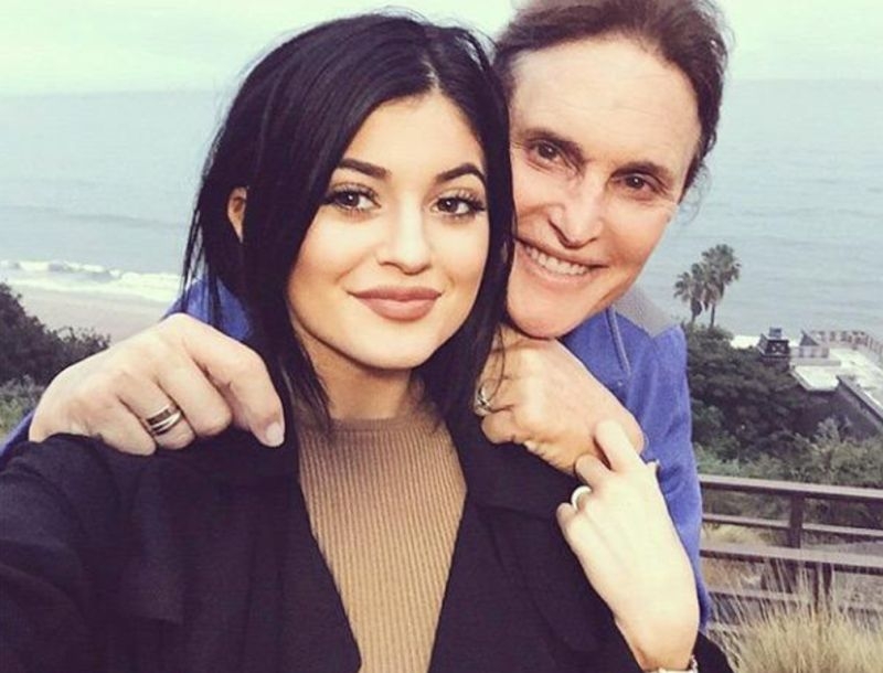 Kylie Jenner: Έπαθε ψυχολογικά από την αλλαγή φύλου του Bruce; Kylie Jenner: Έπαθε ψυχολογικά από την αλλαγή φύλου του Bruce;