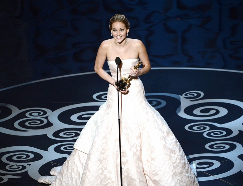 5 αστείες στιγμές της Jennifer Lawrence στα Oscars 5 αστείες στιγμές της Jennifer Lawrence στα Oscars