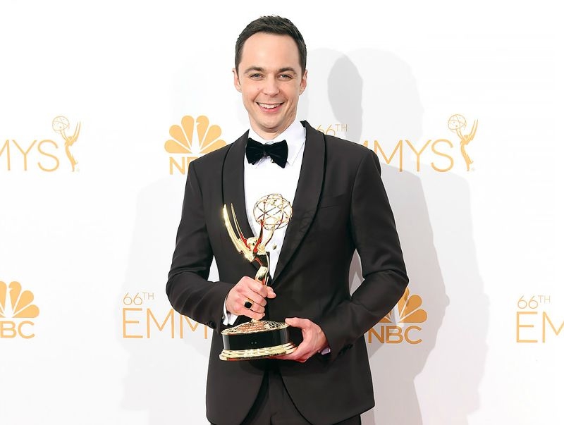 Τα Emmys live στο FollowMe! Πόσο κοστίζει το βραβείο; Τα Emmys live στο FollowMe! Πόσο κοστίζει το βραβείο;