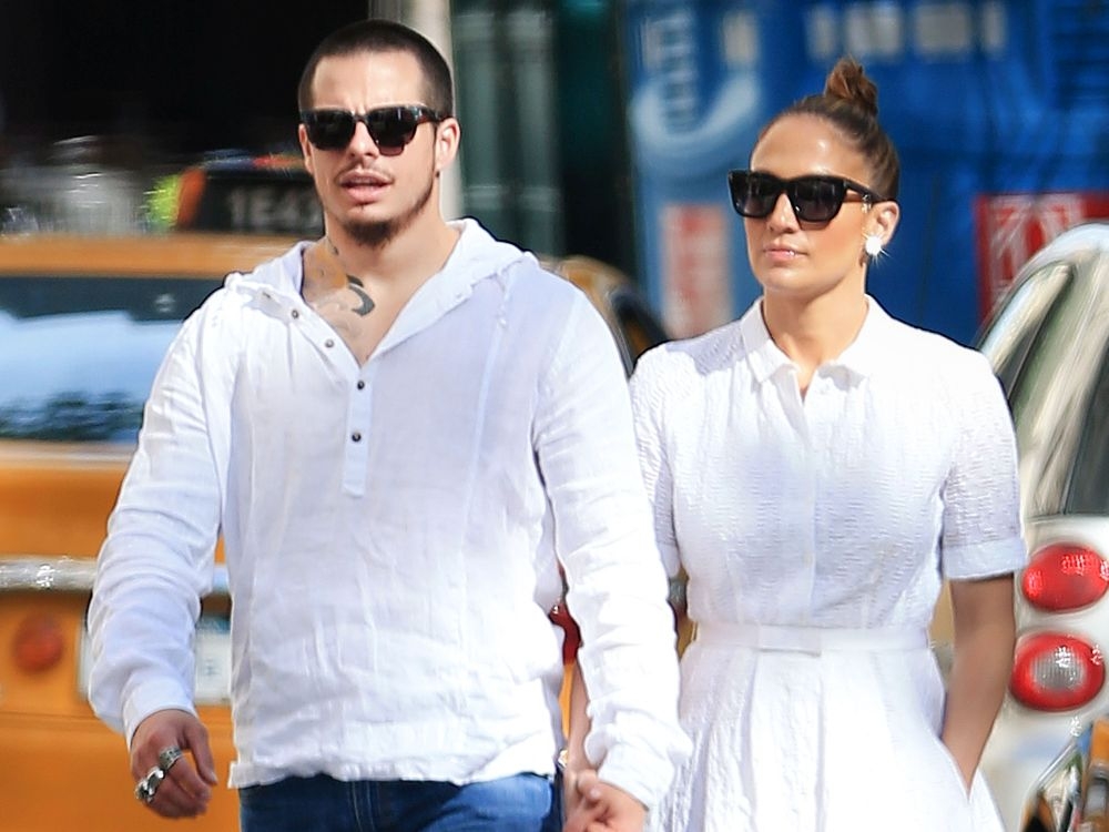 Μα τι έρωτας! Jennifer Lopez και Casper Smart χέρι-χέρι Μα τι έρωτας! Jennifer Lopez και Casper Smart χέρι-χέρι