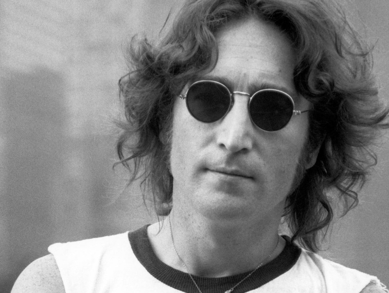 John Lennon: Τα γεγονότα που στιγμάτισαν τη ζωή του John Lennon: Τα γεγονότα που στιγμάτισαν τη ζωή του