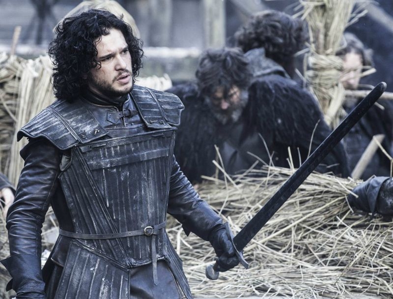 Game of Thrones: O Jon Snow ζει και βασιλεύει