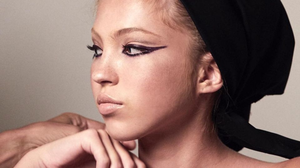 H Lila Moss, κόρη της Kate Moss, είναι το νέο πρόσωπο του Marc Jacobs H Lila Moss, κόρη της Kate Moss, είναι το νέο πρόσωπο του Marc Jacobs