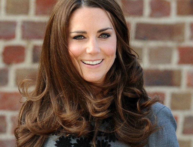 Δες για πρώτη φορά τον sexy αδερφό της Kate Middleton!