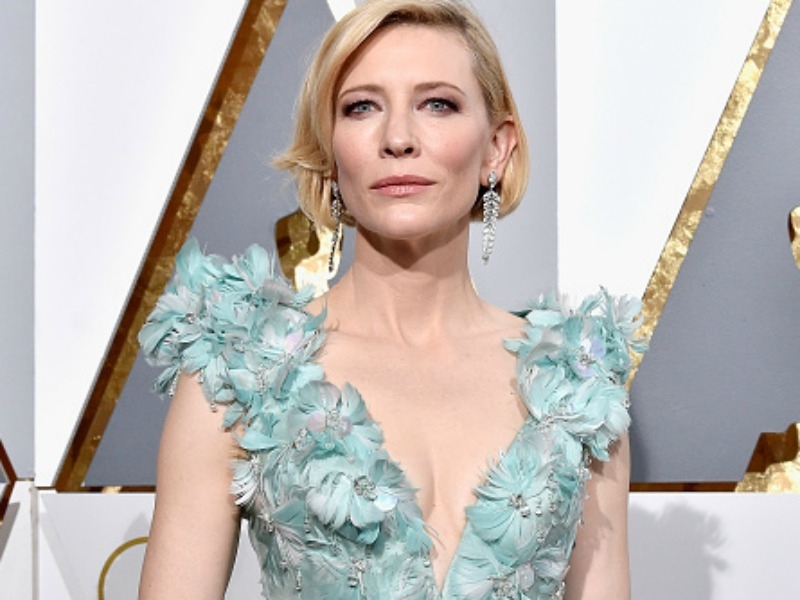 Cate Blanchett: Όλα τα μυστικά για το αιθέριο beauty look της στα Oscar! Cate Blanchett: Όλα τα μυστικά για το αιθέριο beauty look της στα Oscar!