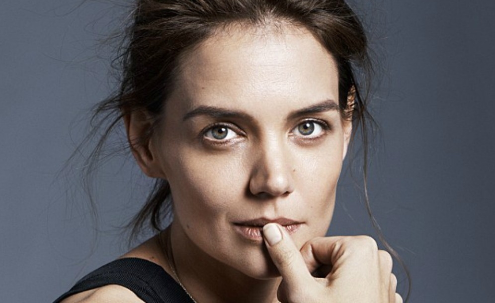 Katie Holmes: Πώς βρίσκεις μέσα σου τρόπο να ξεπεράσεις ένα διαζύγιο Katie Holmes: Πώς βρίσκεις μέσα σου τρόπο να ξεπεράσεις ένα διαζύγιο