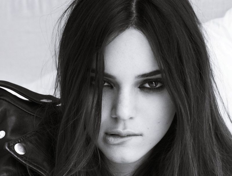 Kendall Jenner: Και επίσημα το νέο μοντέλο του Calvin Klein Kendall Jenner: Και επίσημα το νέο μοντέλο του Calvin Klein