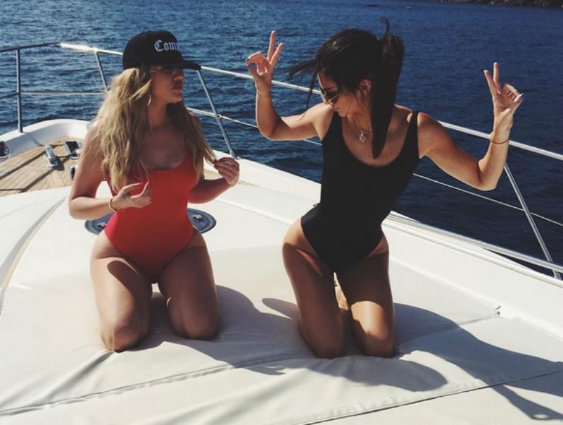 Kendall Jenner πόσο αδύνατη είσαι; Kendall Jenner πόσο αδύνατη είσαι;