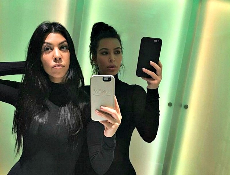 Κim Kardashian τι έκανες στο πρόσωπό σου; Κim Kardashian τι έκανες στο πρόσωπό σου;