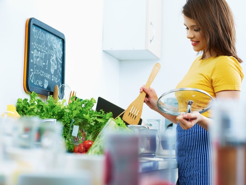 Kitchen Tips: Δεν φαντάζεσαι πόσο εύκολη θα κάνουν τη ζωή σου Kitchen Tips: Δεν φαντάζεσαι πόσο εύκολη θα κάνουν τη ζωή σου