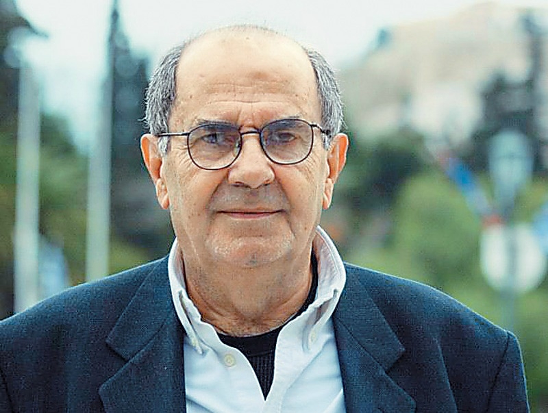 Κώστας Κουτσομύτης: Πέθανε ο σπουδαίος σκηνοθέτης Κώστας Κουτσομύτης: Πέθανε ο σπουδαίος σκηνοθέτης