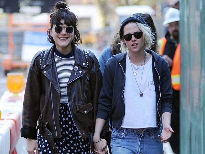 Χωρισμός στο Hollywood! H Kristen Stewart χώρισε με την Soko Χωρισμός στο Hollywood! H Kristen Stewart χώρισε με την Soko