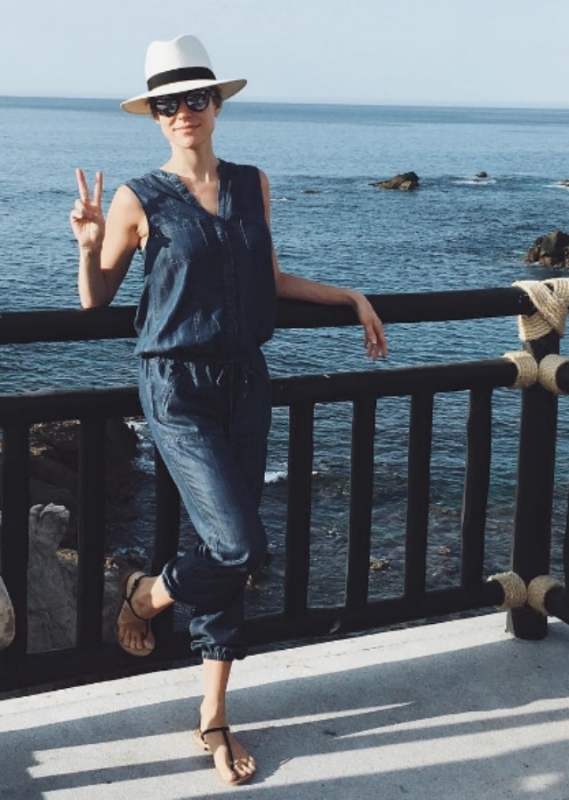 Street style : H Kristin Cavallari σου δείχνει πως να φορέσεις την τζιν ολόσωμη φόρμα το καλοκαίρι Street style : H Kristin Cavallari σου δείχνει πως να φορέσεις την τζιν ολόσωμη φόρμα το καλοκαίρι