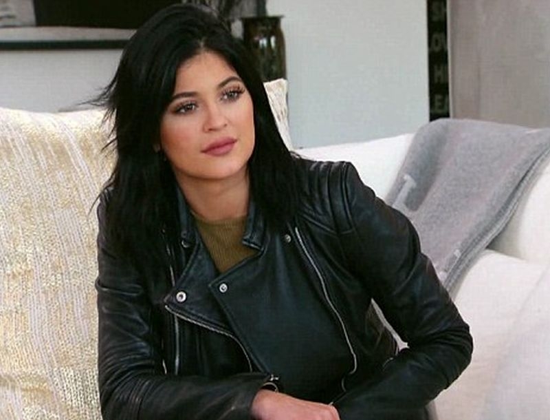 Kendall Jenner: Την… είπε στην Kylie για τα χείλη της Kendall Jenner: Την… είπε στην Kylie για τα χείλη της