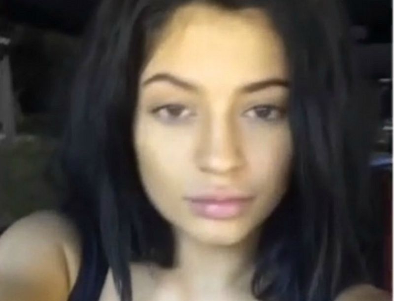 Kylie Jenner κι εσύ χωρίς make-up; Kylie Jenner κι εσύ χωρίς make-up;