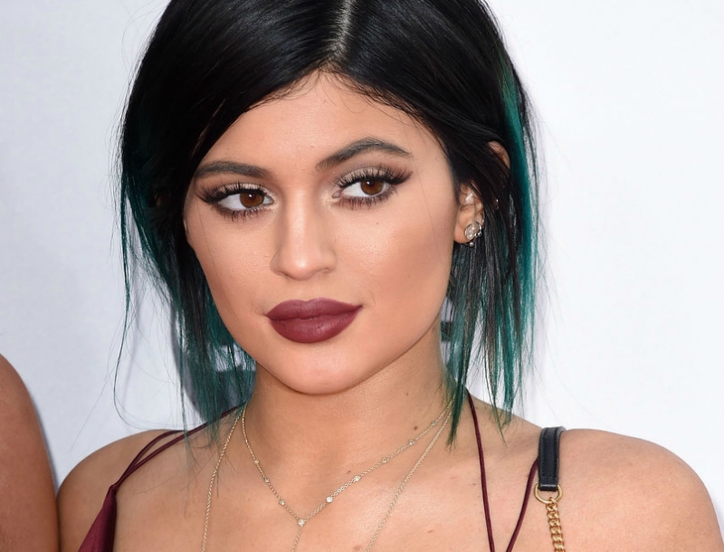 Αγνώριστη! Έγινε... ξανθιά η Kylie Jenner; Αγνώριστη! Έγινε... ξανθιά η Kylie Jenner;