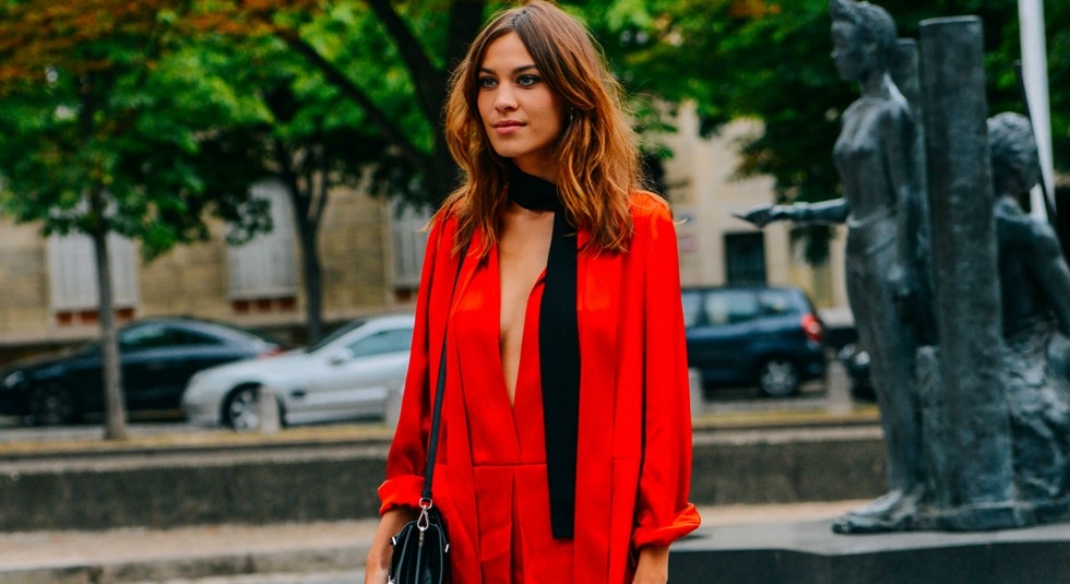 Tα μόνα μαντήλια που πρέπει να φορούν οι stylish γυναίκες Tα μόνα μαντήλια που πρέπει να φορούν οι stylish γυναίκες