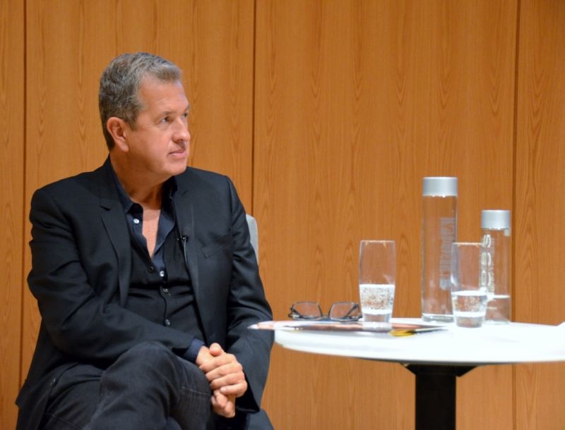 O Μario Testino κόντρα στην τρομοκρατία! Η συγκλονιστική φωτογραφία που πόσταρε O Μario Testino κόντρα στην τρομοκρατία! Η συγκλονιστική φωτογραφία που πόσταρε