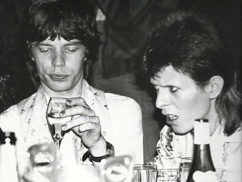 To Angie υπάρχει επειδή ο Mick Jagger έκανε σεξ με τον David Bowie; To Angie υπάρχει επειδή ο Mick Jagger έκανε σεξ με τον David Bowie;
