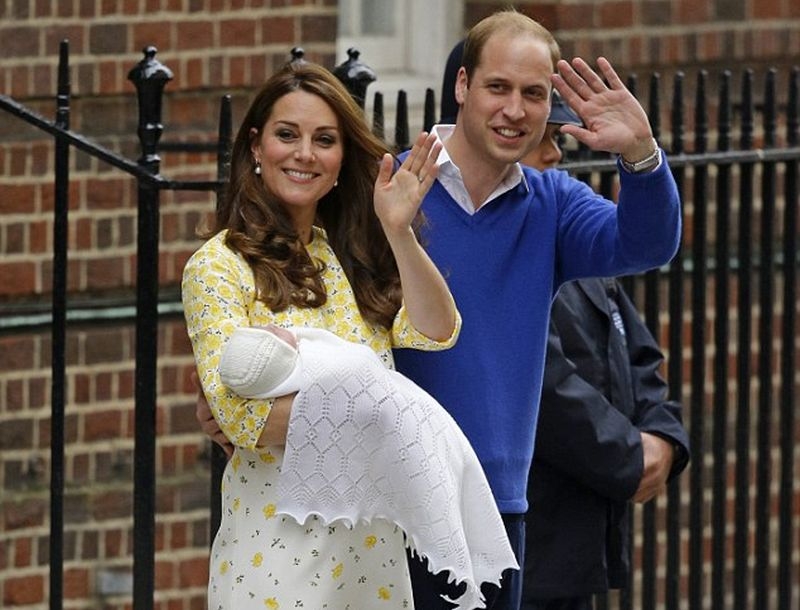 Kate Middleton: Δεν γέννησε ποτέ, λένε οι Ρώσοι Kate Middleton: Δεν γέννησε ποτέ, λένε οι Ρώσοι