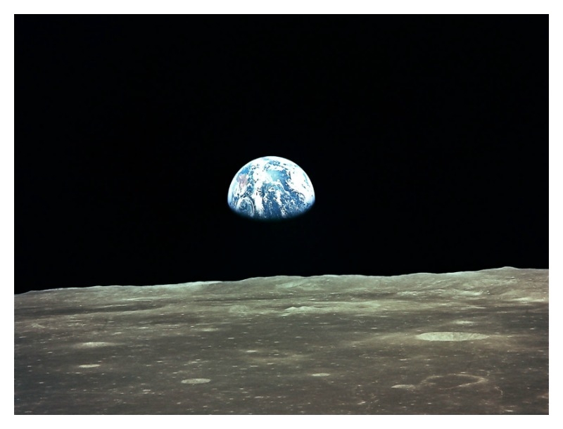 Apollo 8: Ντοκουμέντο για εξωγήινους στο φεγγάρι 48 χρόνια μετά; Η creepy είδηση της ημέρας Apollo 8: Ντοκουμέντο για εξωγήινους στο φεγγάρι 48 χρόνια μετά; Η creepy είδηση της ημέρας