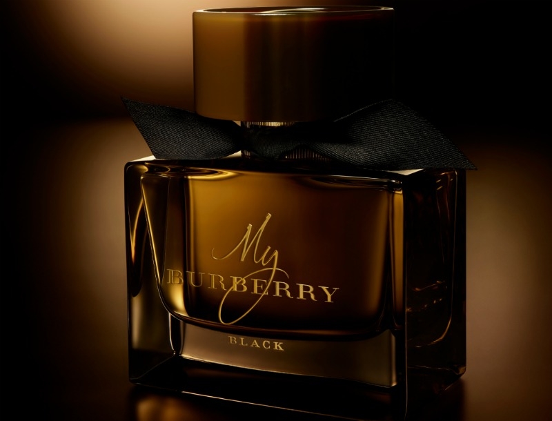 Η μοναδική εμπειρία «My Burberry Black» που πρέπει να ζήσεις Η μοναδική εμπειρία «My Burberry Black» που πρέπει να ζήσεις