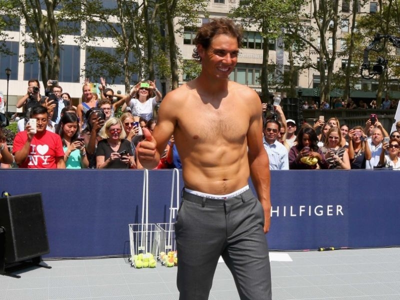 Rafael Nadal : Sexy στη νέα διαφήμιση του Tommy Hilfiger Rafael Nadal : Sexy στη νέα διαφήμιση του Tommy Hilfiger