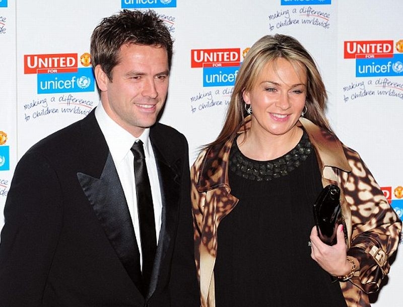 Ντροπή! Ο Michael Owen ζήτησε στοματικό σεξ από την σύζυγο του μέσω Instagram Ντροπή! Ο Michael Owen ζήτησε στοματικό σεξ από την σύζυγο του μέσω Instagram