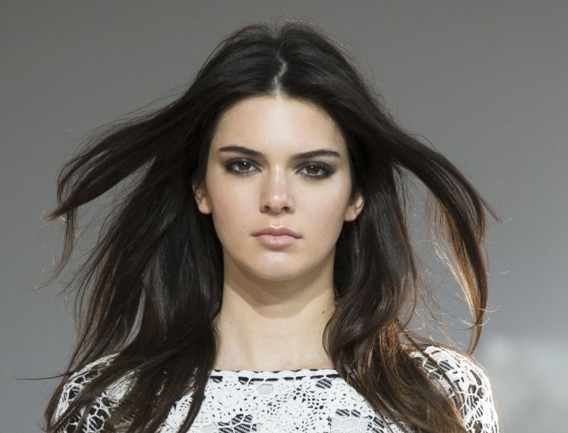 Πόσο ταλέντο πια! Η Kendall Jenner τώρα και αρθρογράφος Πόσο ταλέντο πια! Η Kendall Jenner τώρα και αρθρογράφος