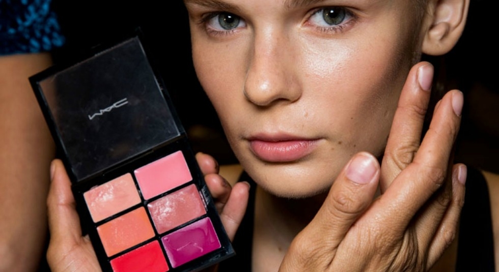 Palette story: Οι 10 καλύτερες παλέτες μακιγιάζ της άνοιξης