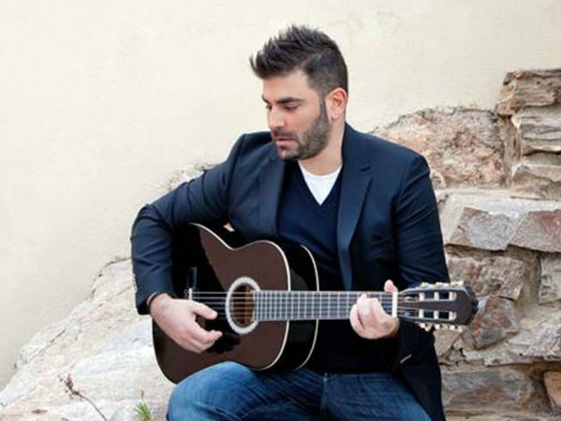 Νταλάρας, Stan, Καρράς: Πώς η showbiz αποχαιρετάει τον Παντελή Παντελίδη! (videos) Νταλάρας, Stan, Καρράς: Πώς η showbiz αποχαιρετάει τον Παντελή Παντελίδη! (videos)