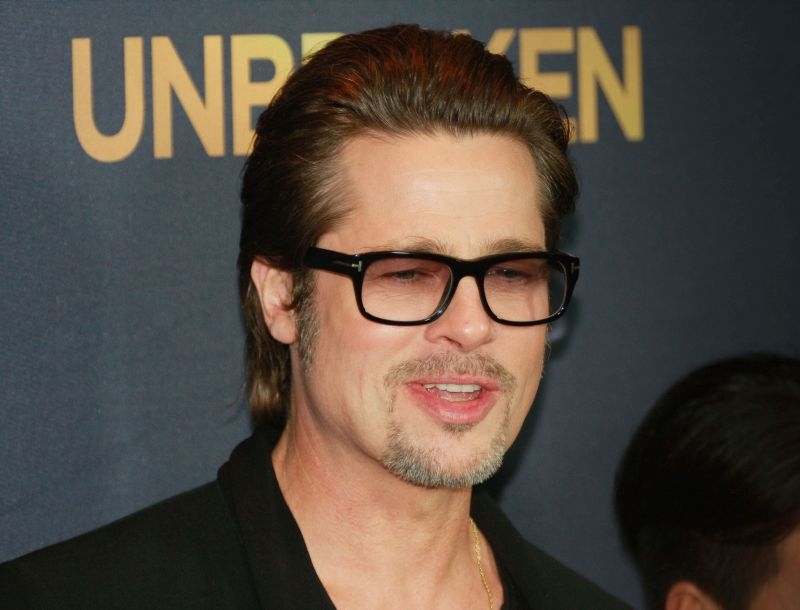 Έδιωξαν τον Brad Pitt από το δικαστήριο γιατί αποσπούσε τους ενόρκους! Έδιωξαν τον Brad Pitt από το δικαστήριο γιατί αποσπούσε τους ενόρκους!