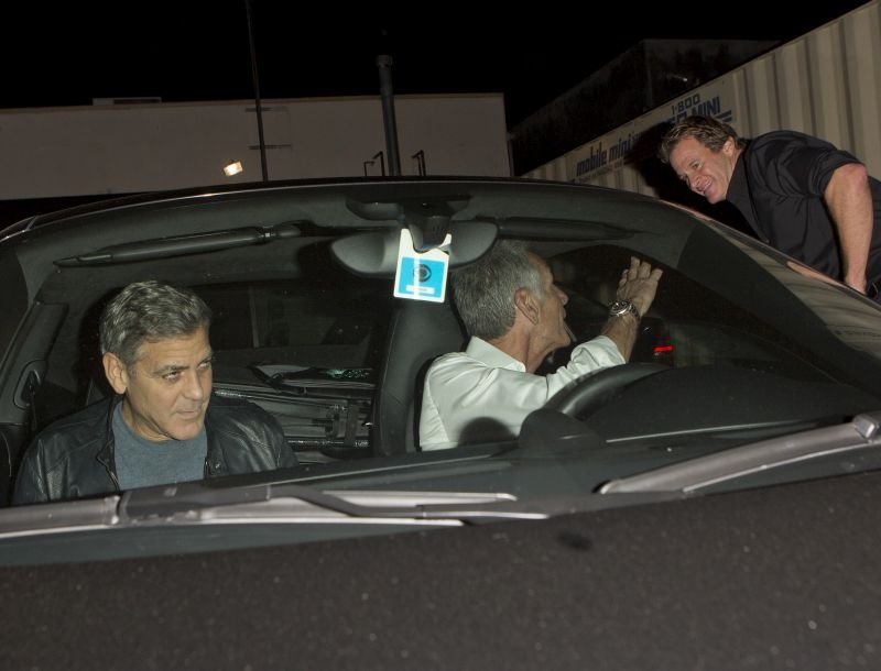 Boys Night για τον νιόπαντρο George Clooney Boys Night για τον νιόπαντρο George Clooney