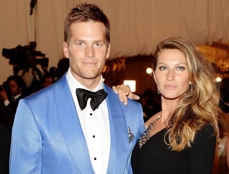 Η Gisele στηρίζει τον άντρα της με πανό... αγάπης! Η Gisele στηρίζει τον άντρα της με πανό... αγάπης!