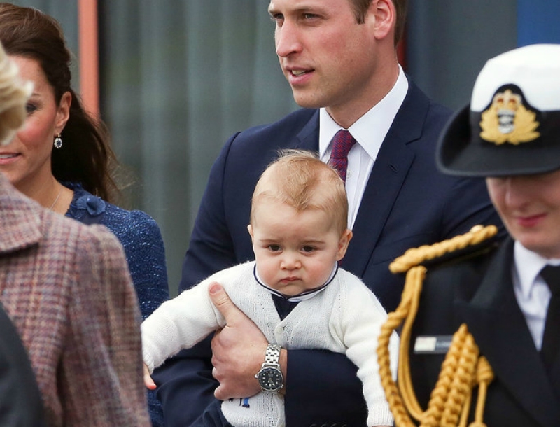 Όταν ο Prince George... πλήττει! Οι πιο αστείες εικόνες που έχεις δει Όταν ο Prince George... πλήττει! Οι πιο αστείες εικόνες που έχεις δει