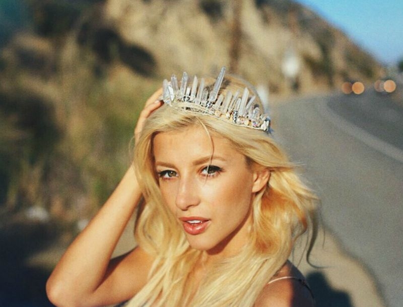 Ψάχνεις να βρεις το καλύτερο το καλύτερο headpiece; Φτιάξτο! Ψάχνεις να βρεις το καλύτερο το καλύτερο headpiece; Φτιάξτο!