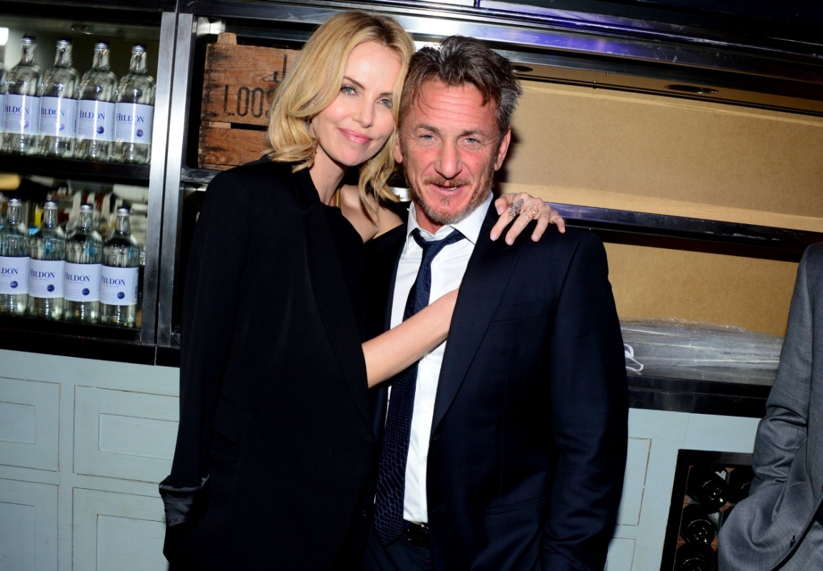Charlize Theron- Sean Penn: Πιο ερωτευμένοι από ποτέ στο κόκκινο χαλί Charlize Theron- Sean Penn: Πιο ερωτευμένοι από ποτέ στο κόκκινο χαλί