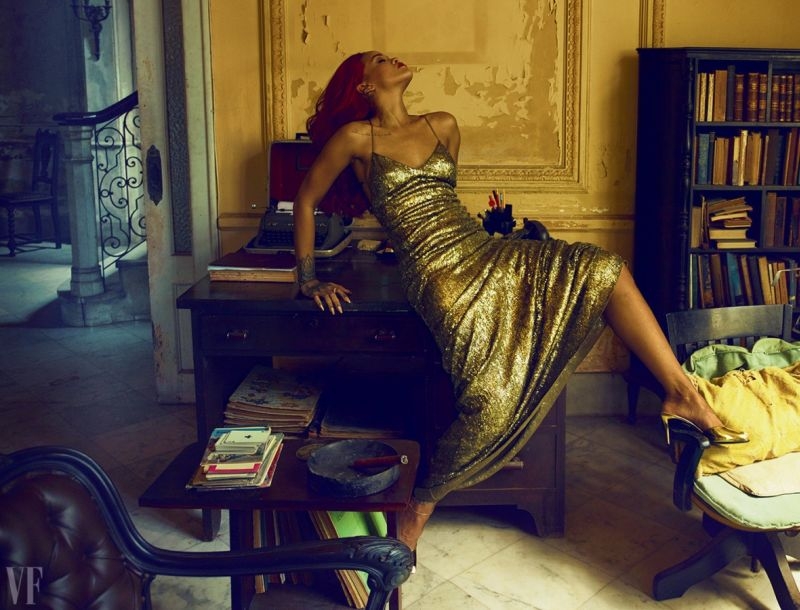 Rihanna: One Night Stands; Δύσκολο... Rihanna: One Night Stands; Δύσκολο...