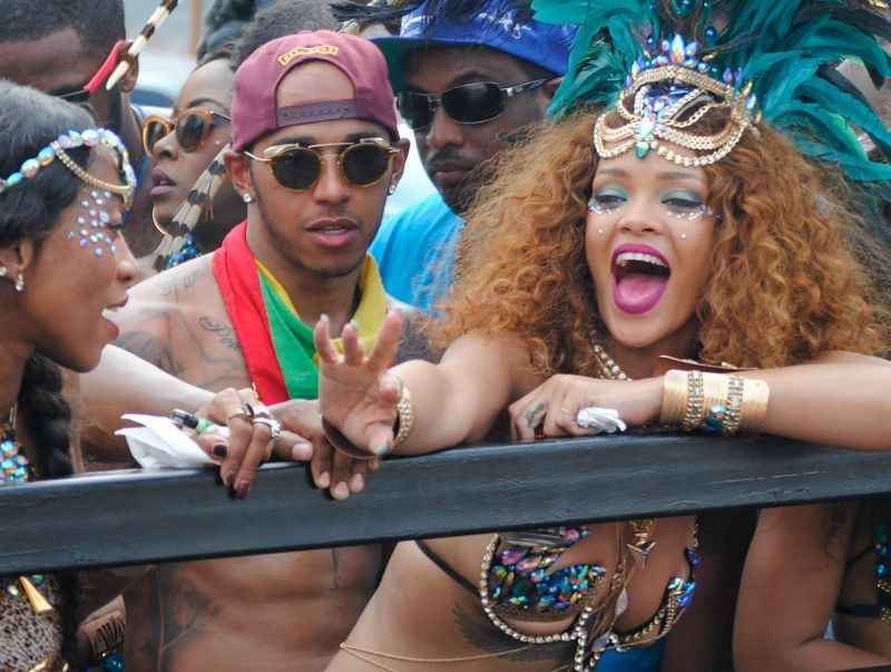 Lewis Hamilton- Rihanna: Zευγάρι 420 εκ.δολαρίων Lewis Hamilton- Rihanna: Zευγάρι 420 εκ.δολαρίων