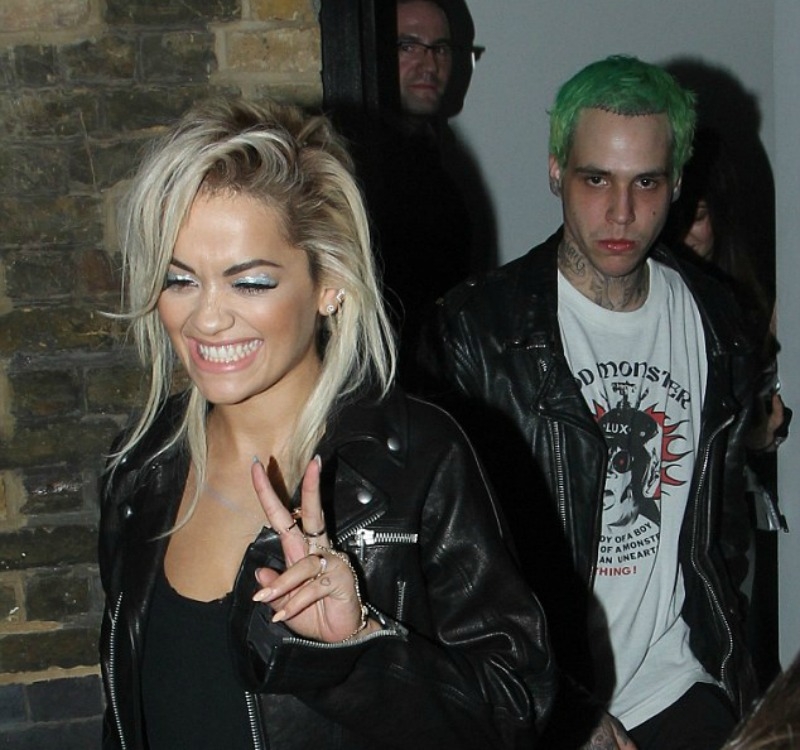 Rita Ora: Βρίσκεται στο επίκεντρο! Την πολιορκούν τα show Rita Ora: Βρίσκεται στο επίκεντρο! Την πολιορκούν τα show