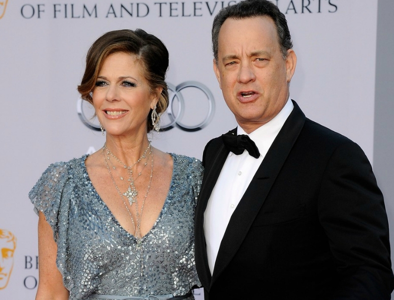 Rita Wilson: H γυναίκα του Tom Hanks έκανε διπλή μαστεκτομή Rita Wilson: H γυναίκα του Tom Hanks έκανε διπλή μαστεκτομή