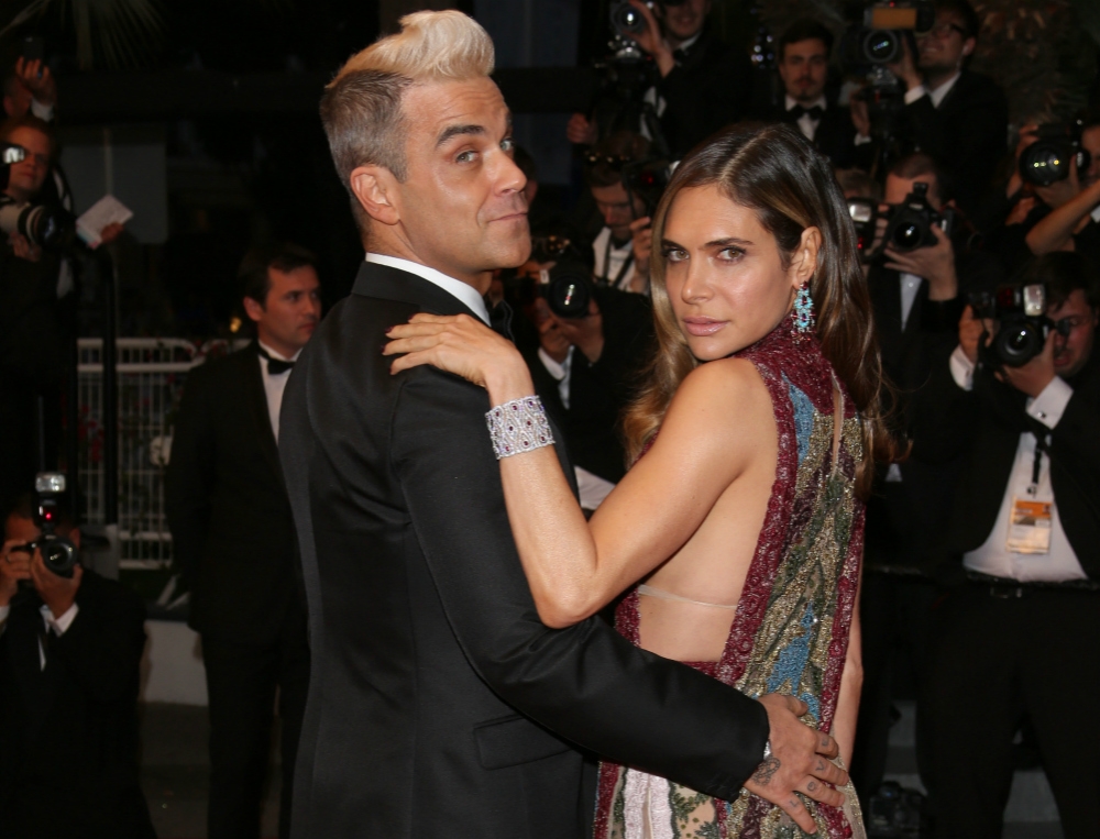 Robbie Williams: Ένας σταρ στο red carpet με την σύζυγό του Robbie Williams: Ένας σταρ στο red carpet με την σύζυγό του